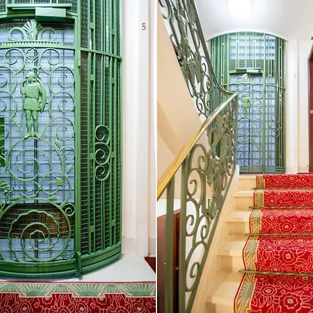 Victor Hugo Design * Parijs